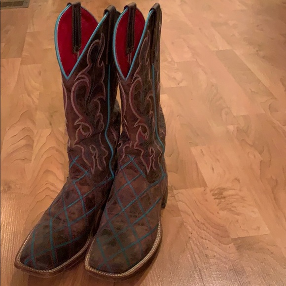 Macie Bean Shoes - Cowgirl boots